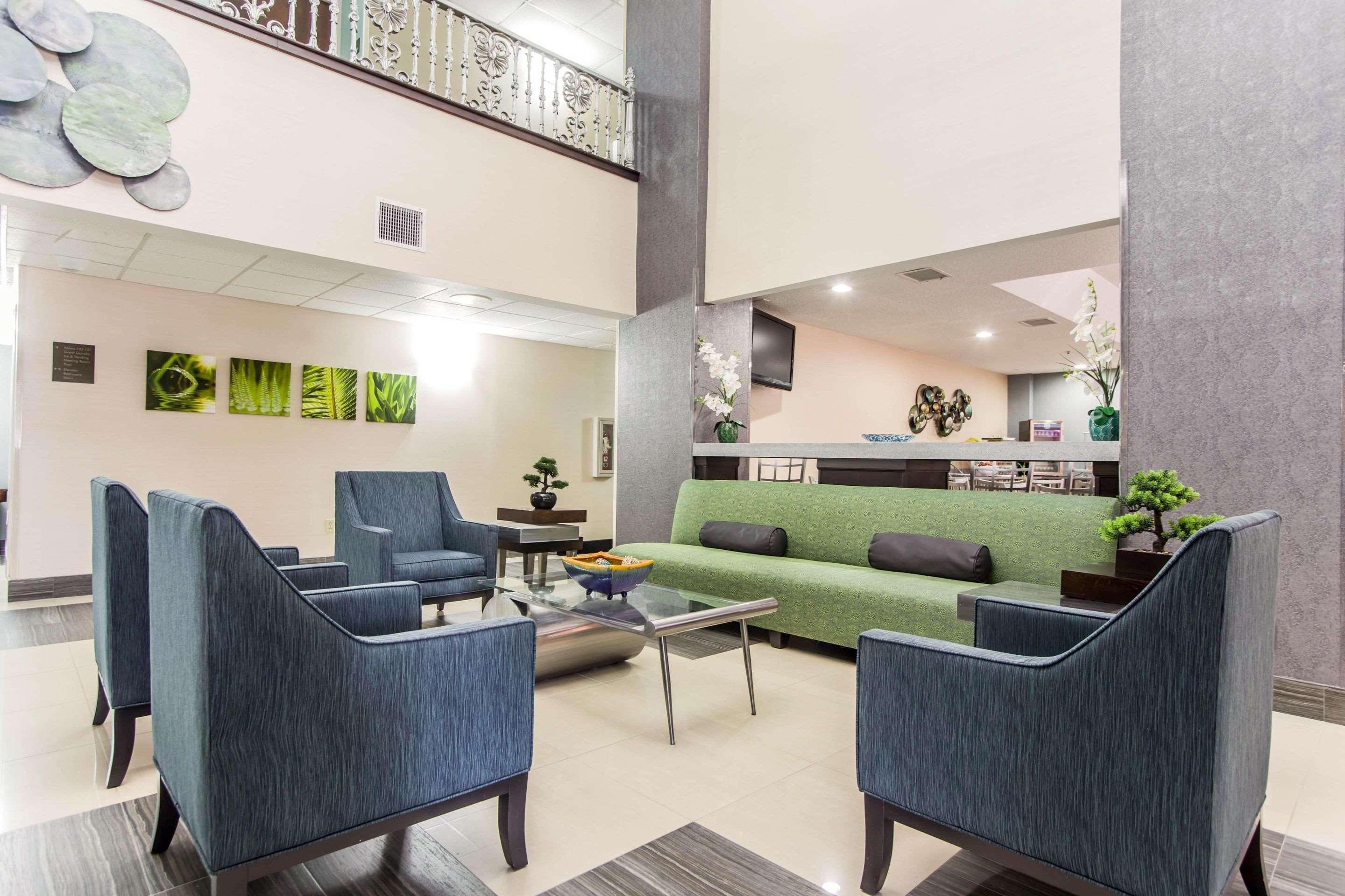 Comfort Suites Pineville - Ballantyne Area Exterior foto