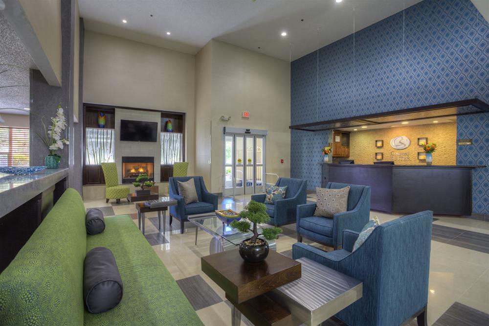 Comfort Suites Pineville - Ballantyne Area Exterior foto