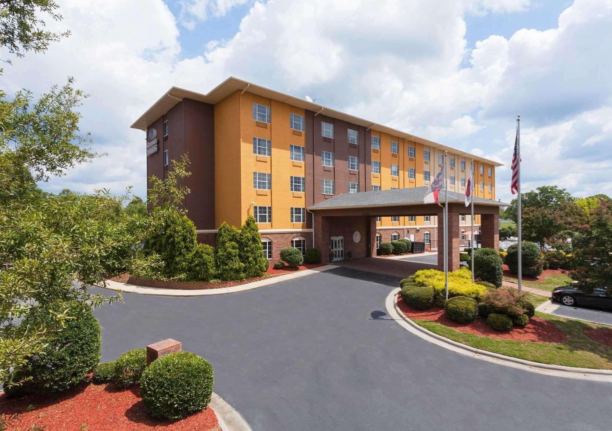 Comfort Suites Pineville - Ballantyne Area Exterior foto
